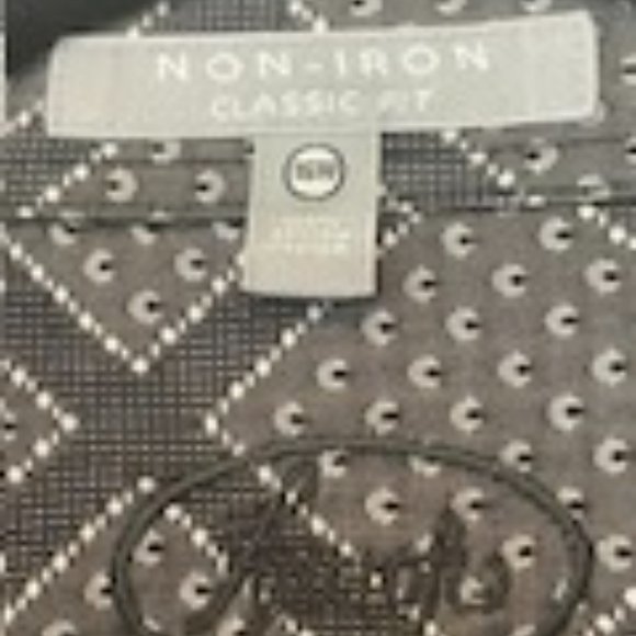 Women’s long sleeved, button front shirt - Picture 4 of 4